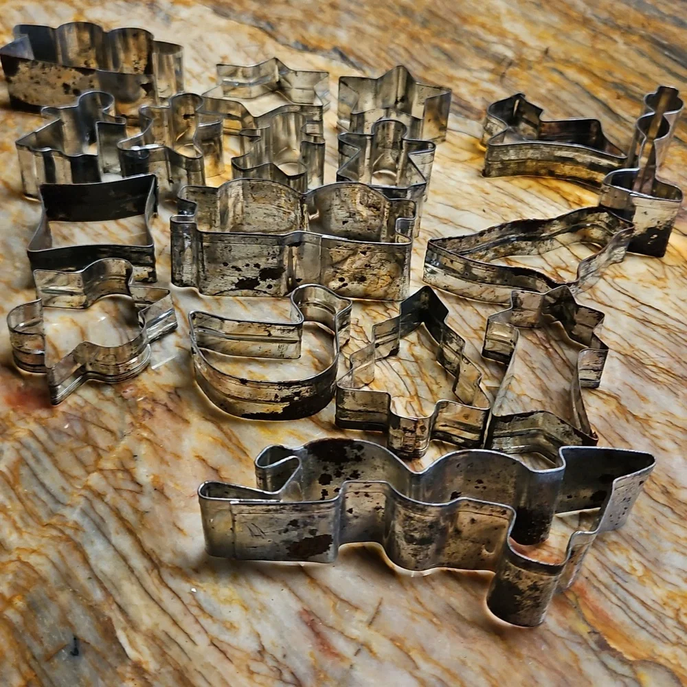 (17) Vintage Metal Cookie Cutters